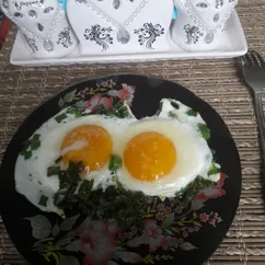 Яичница на завтрак 🥚🍳☕