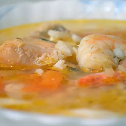 Средиземноморский рыбный суп с морепродуктами