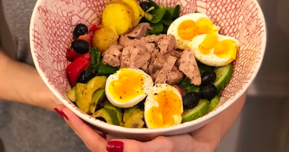 Салат «Нисуаз»с печенью трески рецепт с фото пошаговый от Кукусмукус ...