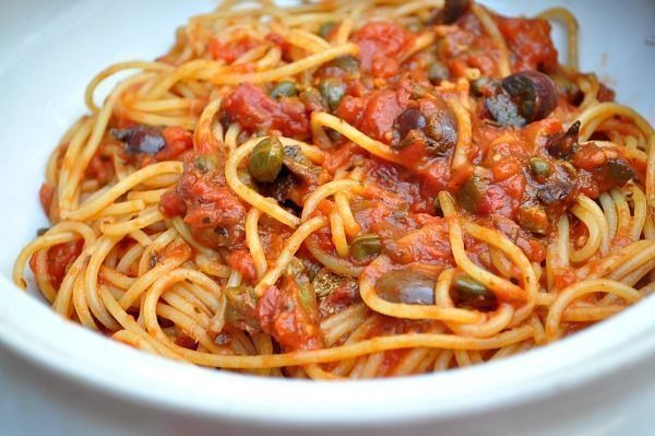 Спагетти алла путанеска (Spaghetti alla puttanesca)