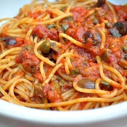 Спагетти алла путанеска (Spaghetti alla puttanesca)