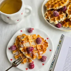 Сырники в вафельнице. Рецепт сырников на 180 грамм творога