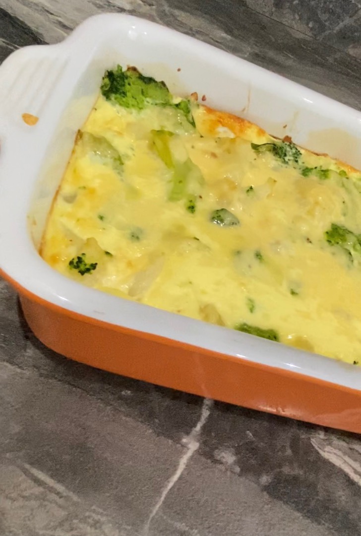 Омлет с овощами и сыром