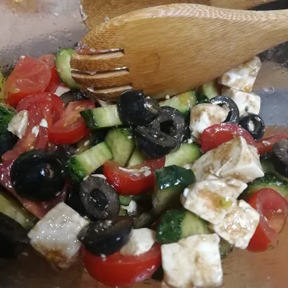 Греческий салат 🥗 🇬🇷