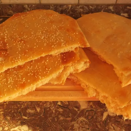 Турецкий слоеный хлеб Катмер