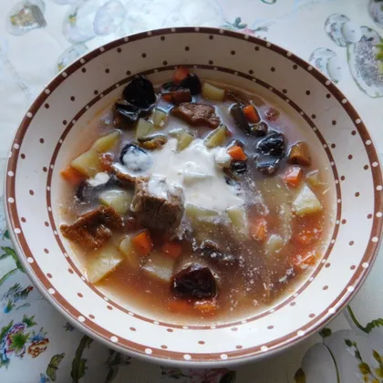 Грибной суп с черносливом