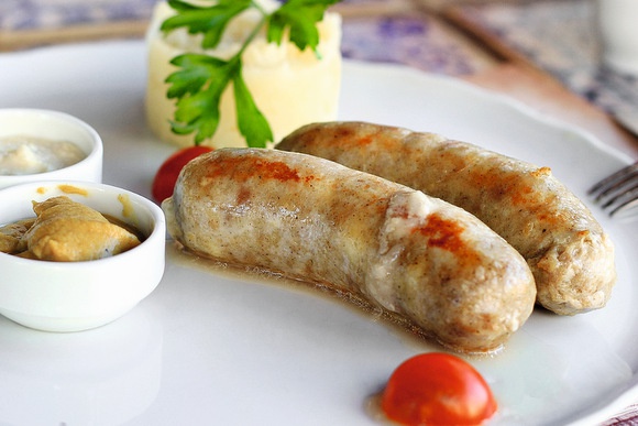 Сосиски из мяса птицы