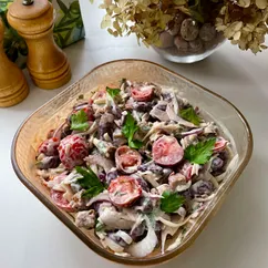 Салат с фасолью