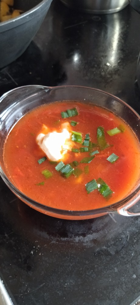 Томатный суп с нутом и говядиной (лего-суп за 5 минут)