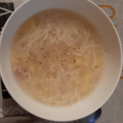 Суп с вермишелью