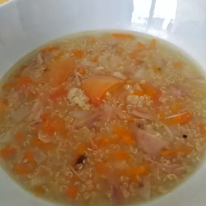 Суп с киноа и овощами