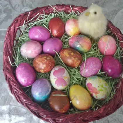 Несколько способов покраски яиц