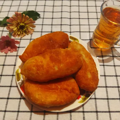 Пирожки со свежей капустой и яйцом