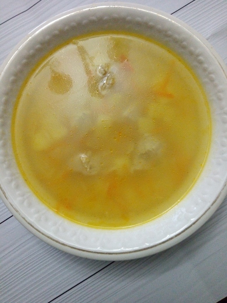 Мясной суп с вермишелью