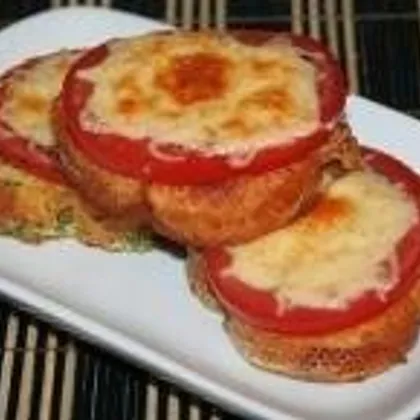 Гренки с помидорами и сыром к завтраку