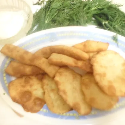 Картофельные чипсы по‑домашнему со сметаной