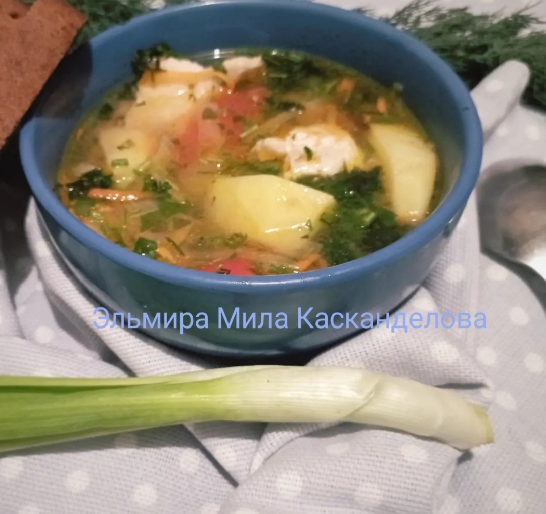 Суп из молодой капусты со шпинатом на курином бульоне | Кулинарные рецепты с фото пошагово