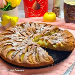 Яблочный пирог на кефире