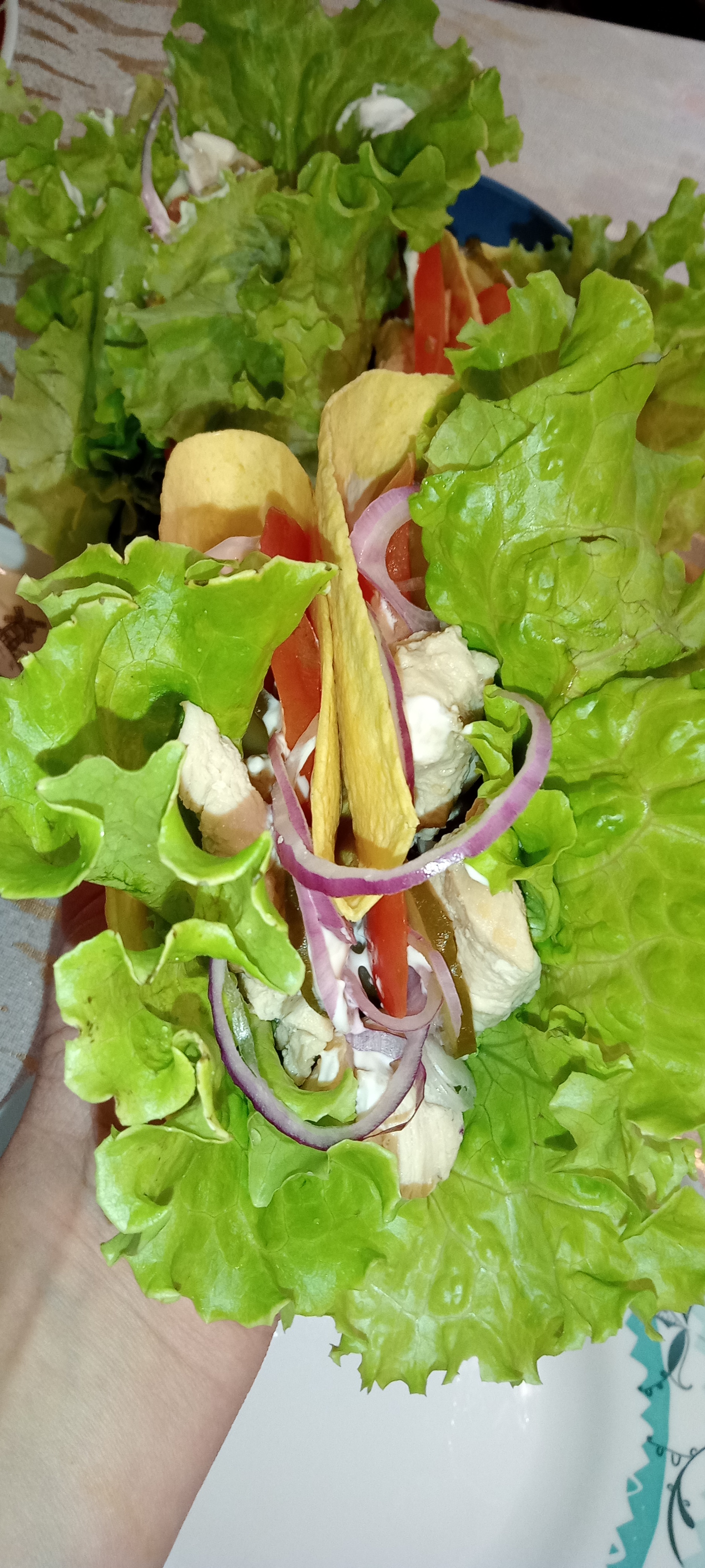 Клаб-сэндвич с куриным мясом и овощами