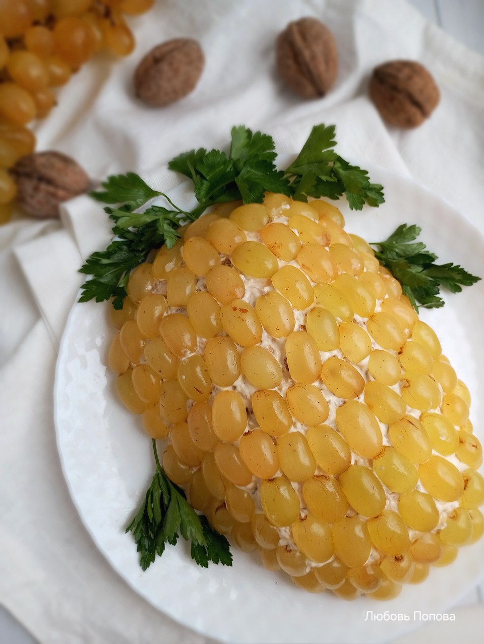 Салат Тиффани с копчёной курицей