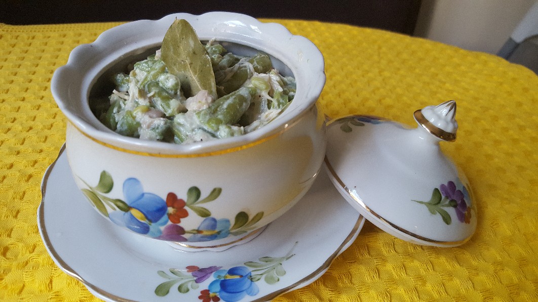 Соус из стручковой фасоли с курицей