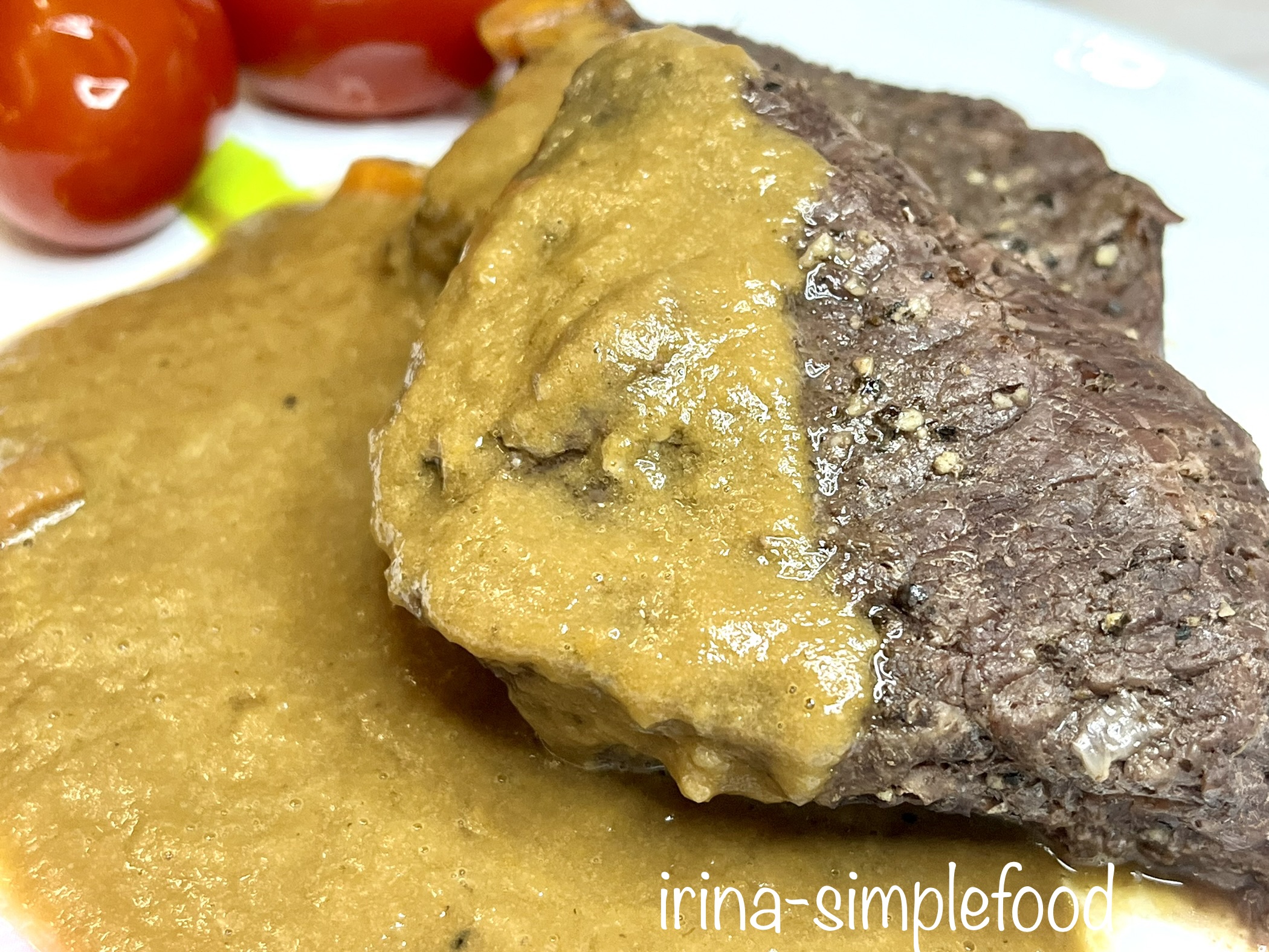 Говядина, запеченная в глиняном горшке