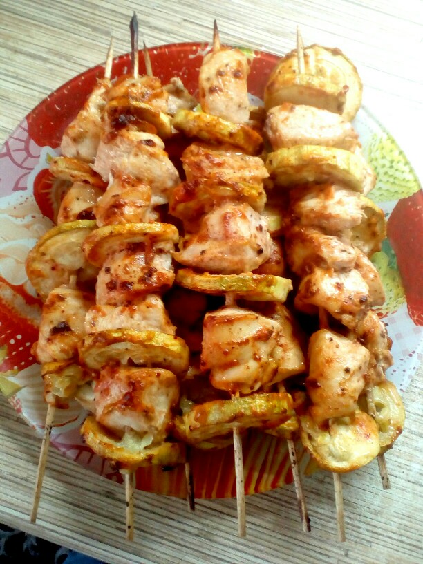 Куриный шашлычок с кабачком