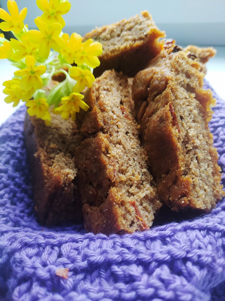 Ржаная фокачча с сушеным помидорами