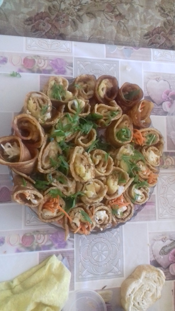 Роллы блинные с начинками