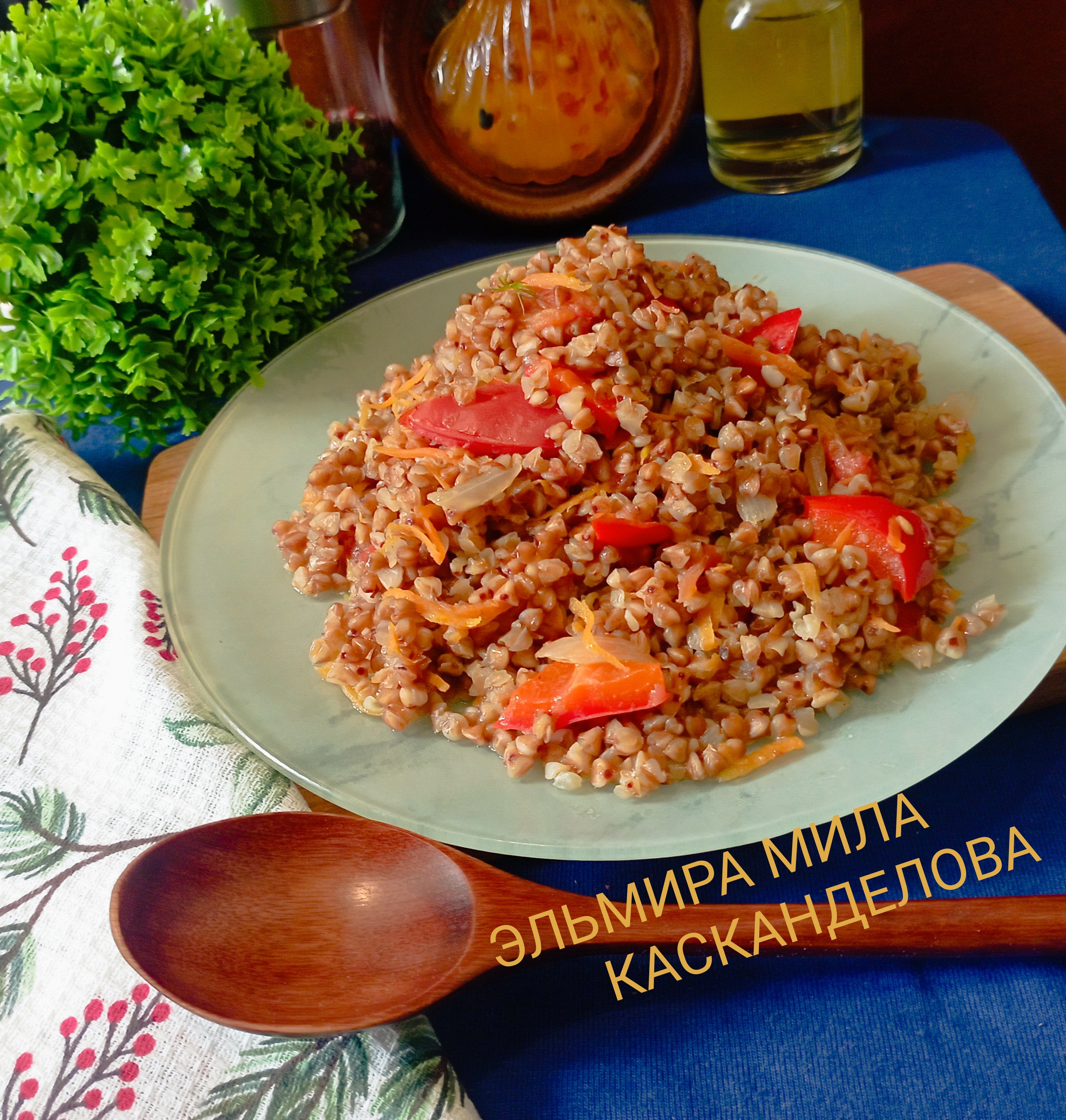 Гречка с овощами на сковороде