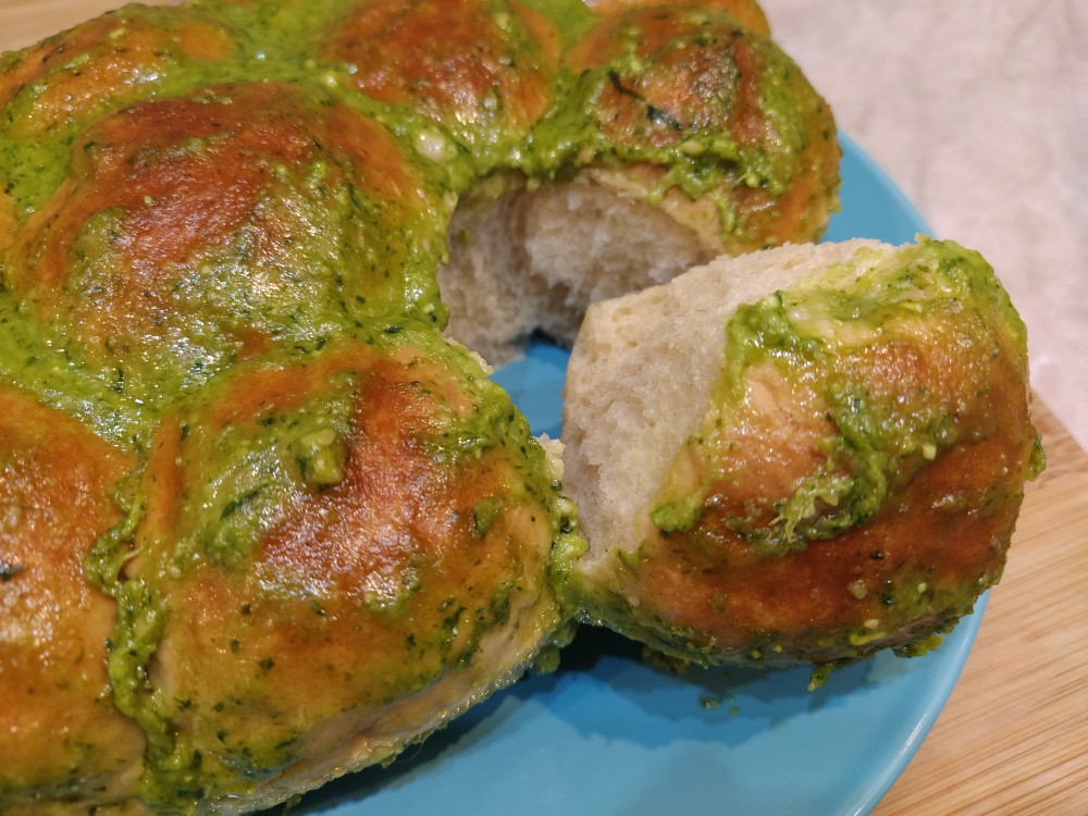 Пышки с песто