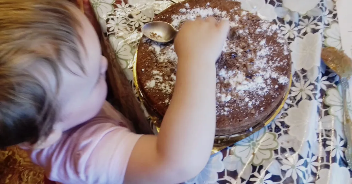 🥧 Карамельный бисквит с вареной сгущенкой — для торта или к чаю! 👩🏻‍🍳 Пошаговый рецепт внутри!