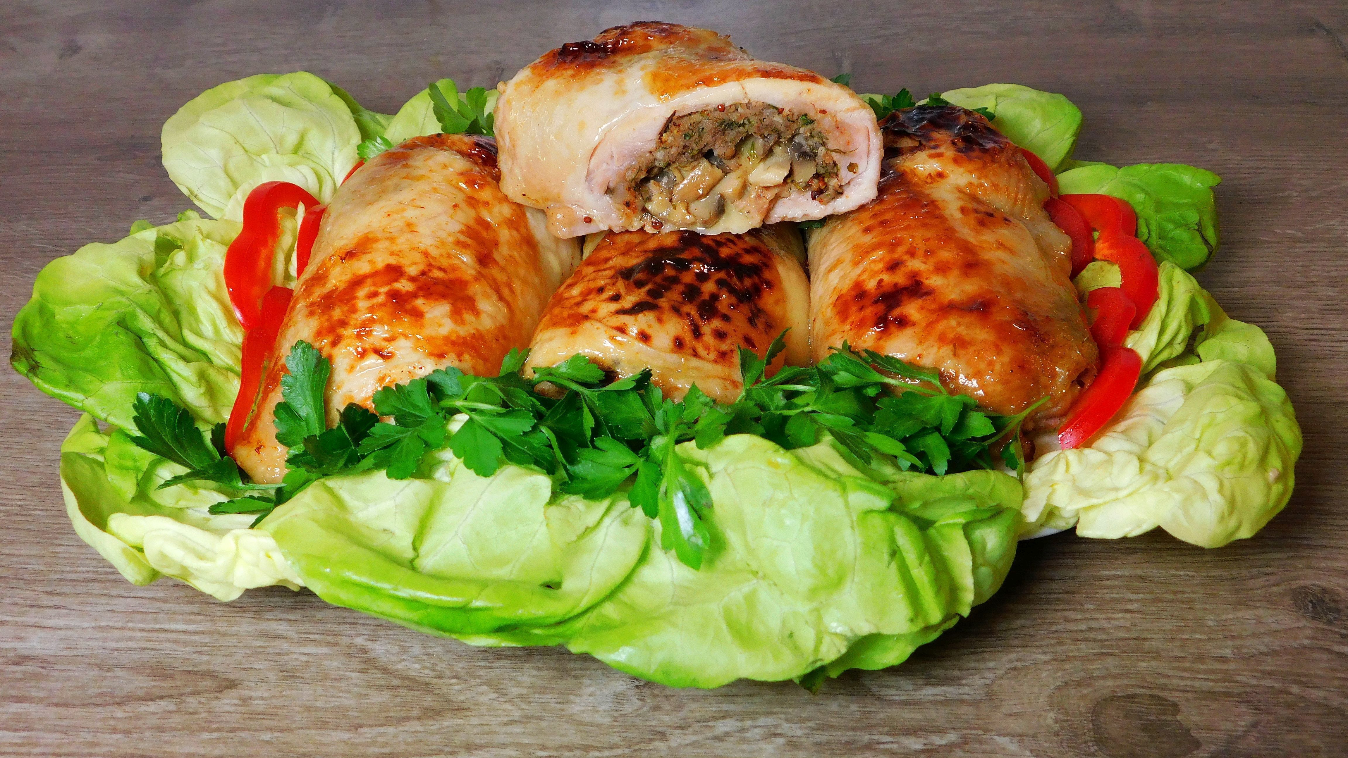 Праздничные куриные рулетики
