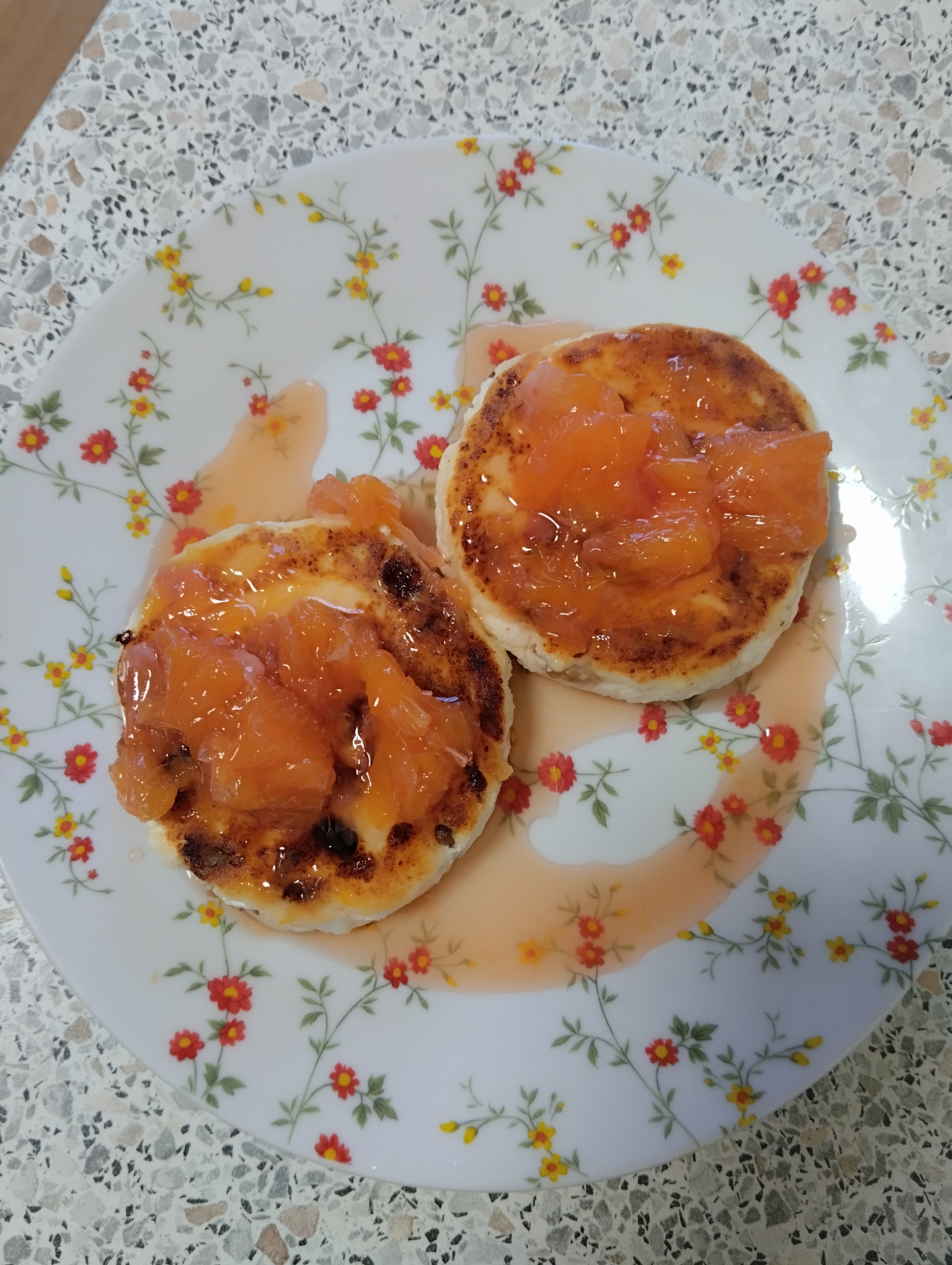 Сырники с изюмом