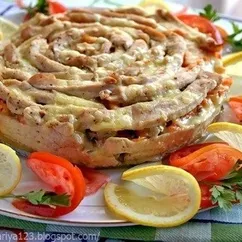 Красивый мясной пирог "Чайная роза"