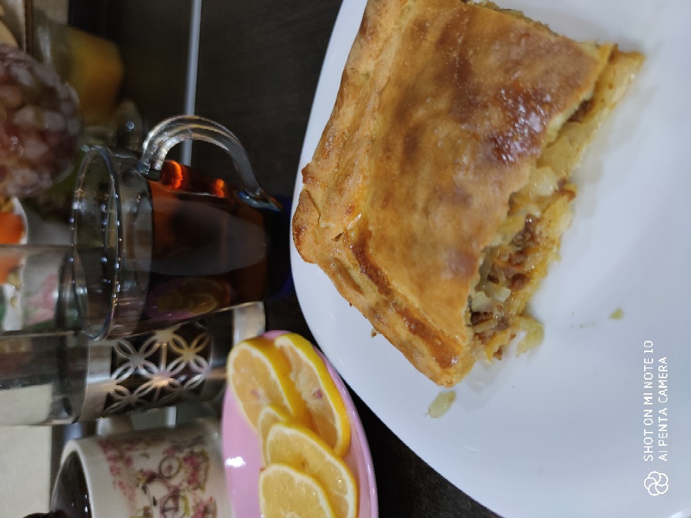 Пирог с фаршем и капустой