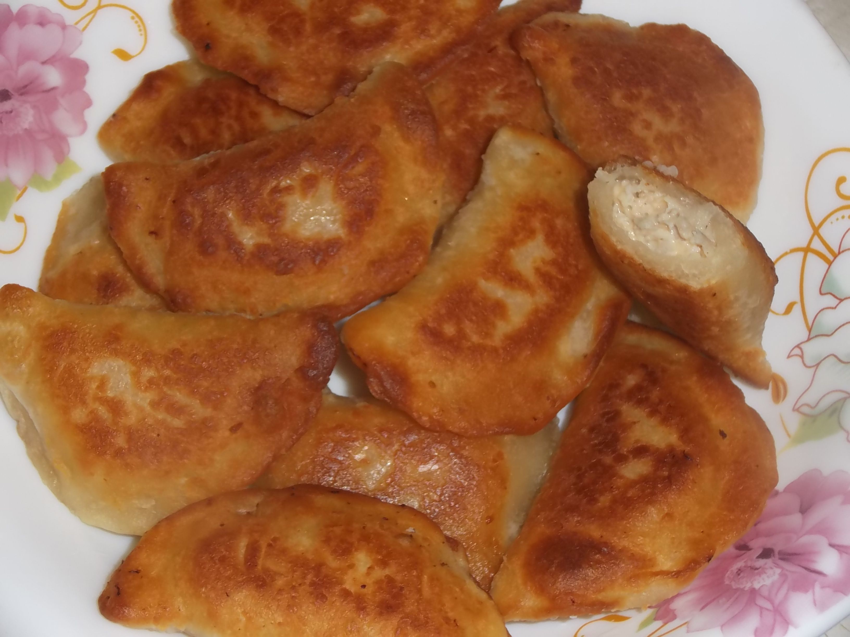 Чебупели с курицей и сыром