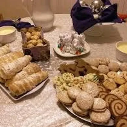 Печенья с новогодними пожеланиями