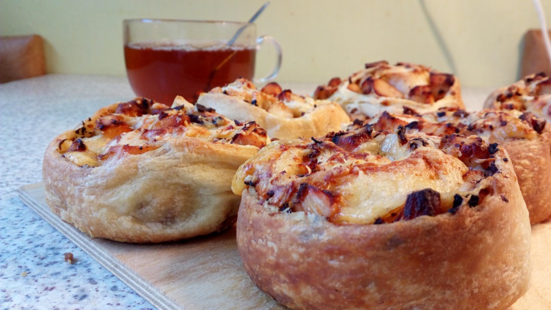 Аппетитный рулет с вкусной начинкой