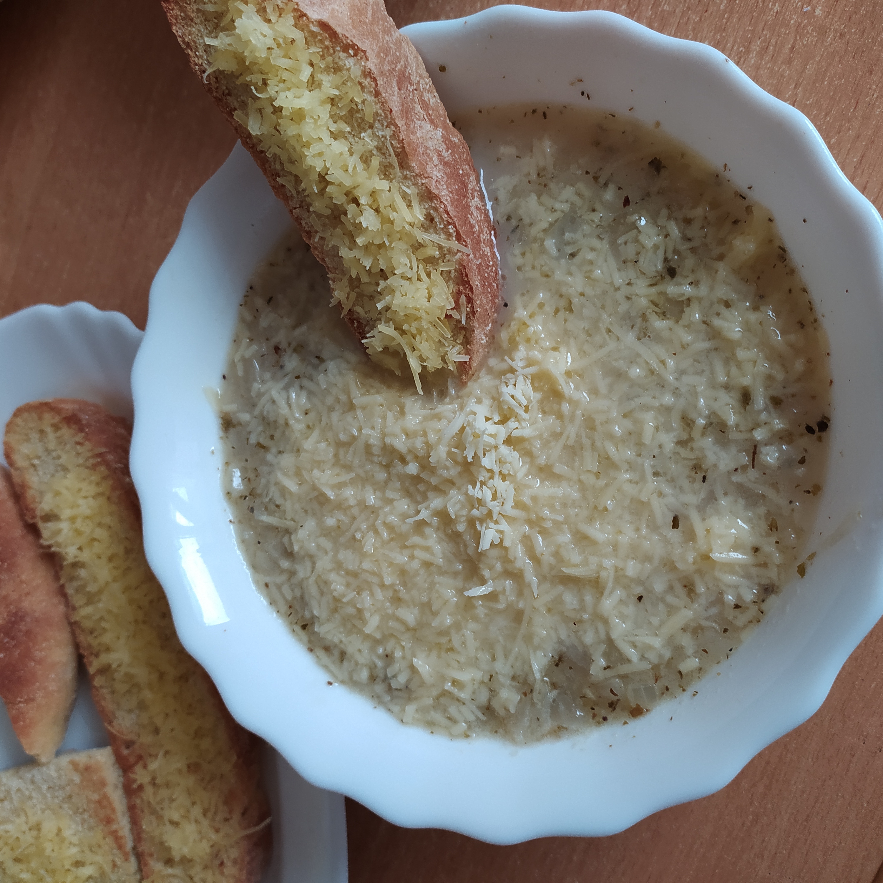 Французский луковый суп (веганский)