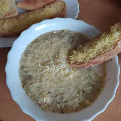 Французский луковый суп (веганский)