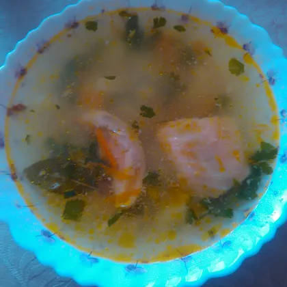 Рыбный суп из консервы (горбуши)