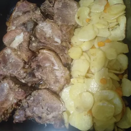 Мясо с картошкой в духовке