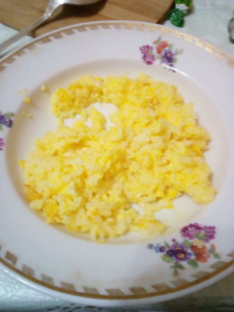 Жареный рис с яйцом