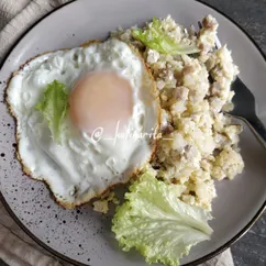 Цветная капуста с ветчиной и яйцом