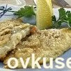 Камбала, запеченная с оливками