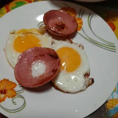 Любимый завтрак на скорую руку 🥚