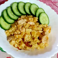 Куриная грудка с макаронами