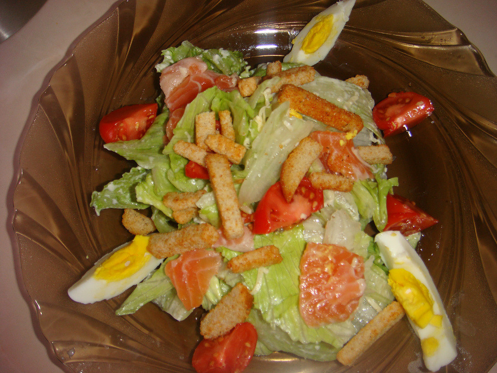 Цезарь 🥗с семгой 🐟