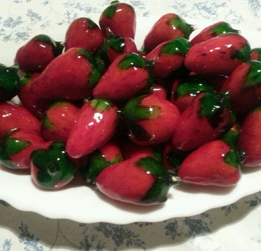 Кейкпопсы клубнички